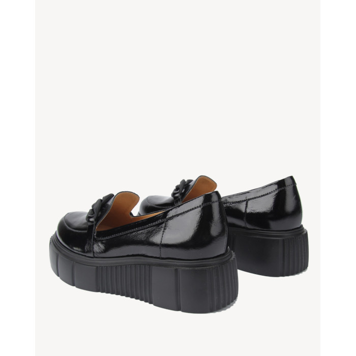 Black moccasins on 4.5 cm platform