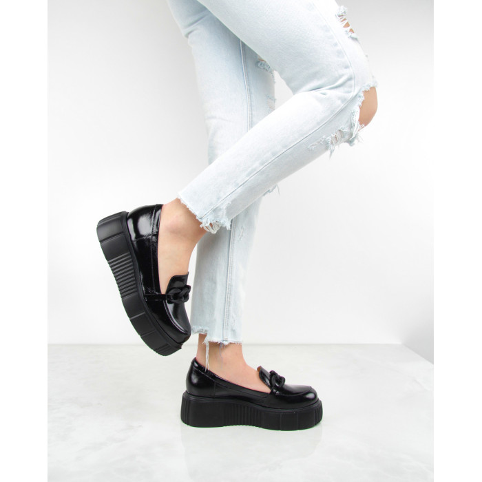 Black moccasins on 4.5 cm platform