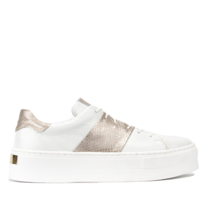 White sneakers on 4cm sole grain leather