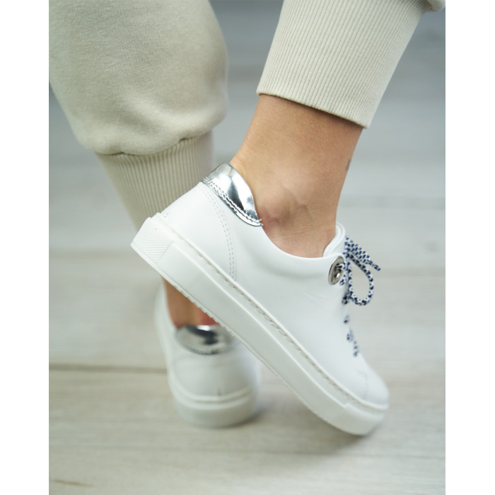 White sneakers on flat sole with colorful s