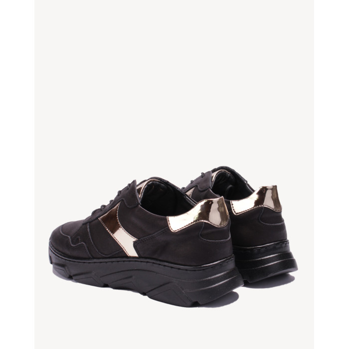 Czarne półbuty sportowe