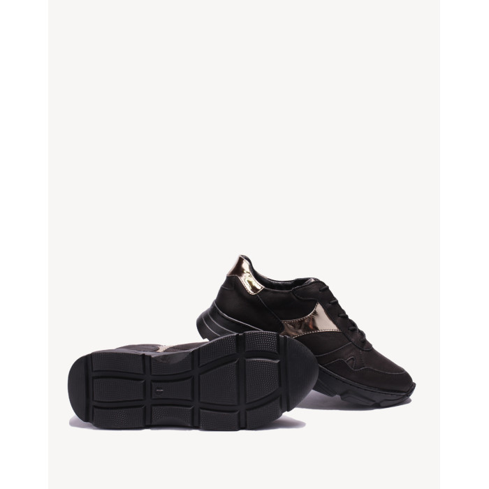 Czarne półbuty sportowe