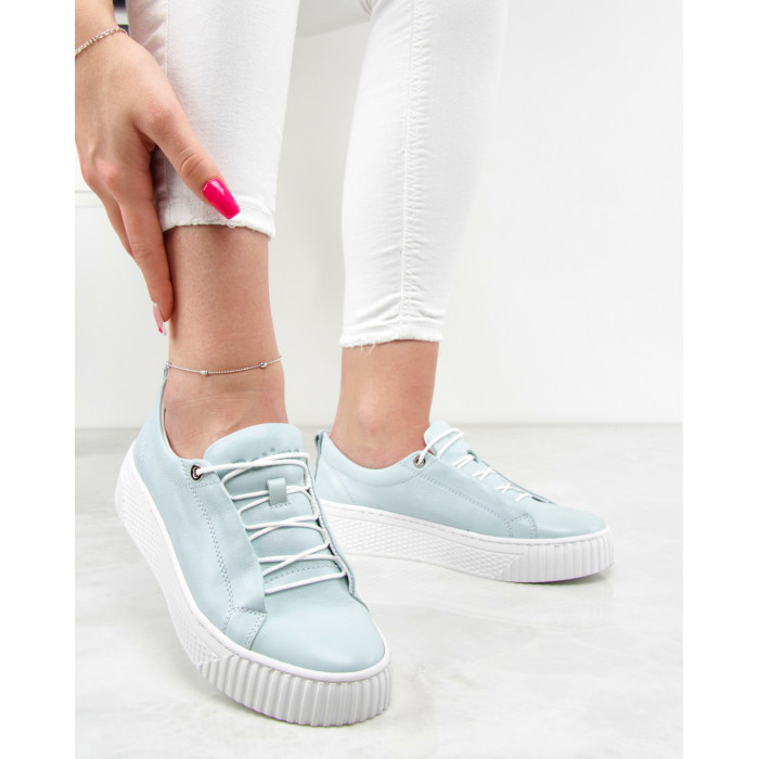 Blue sneakers on high sole BOTIMO
