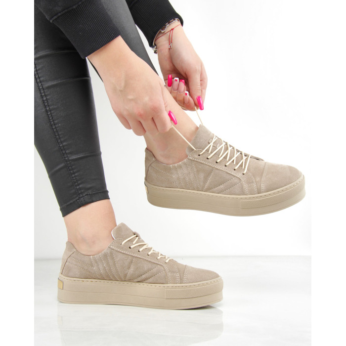 Beige half derby shoes