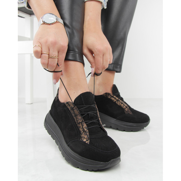 Czarne sneakersy zamszowe