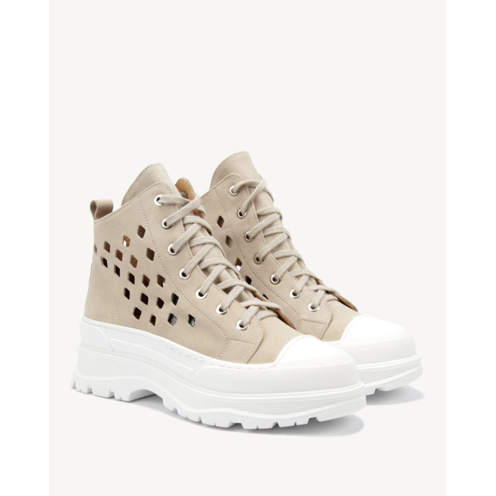 Beżowe botki letnie ażurowe skóra welurowa