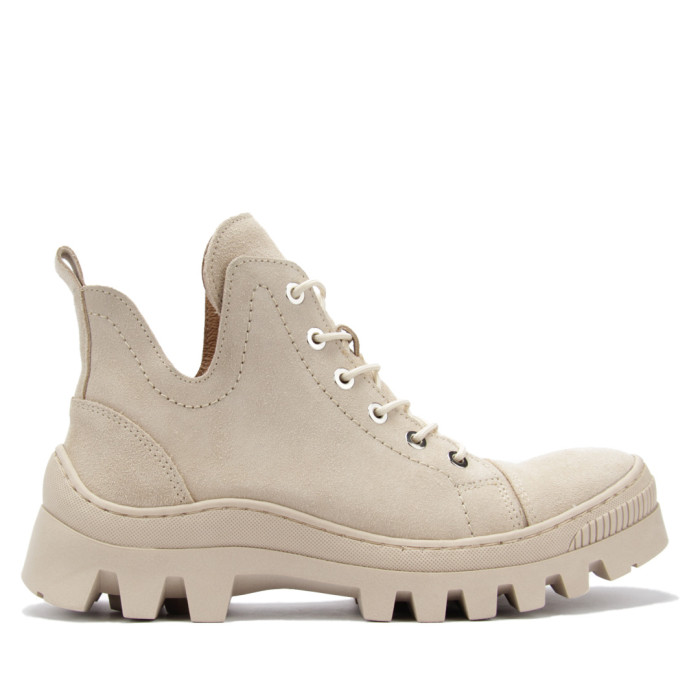 Beige velour boots