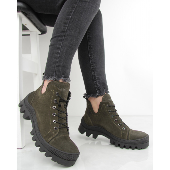 Green velour summer boots