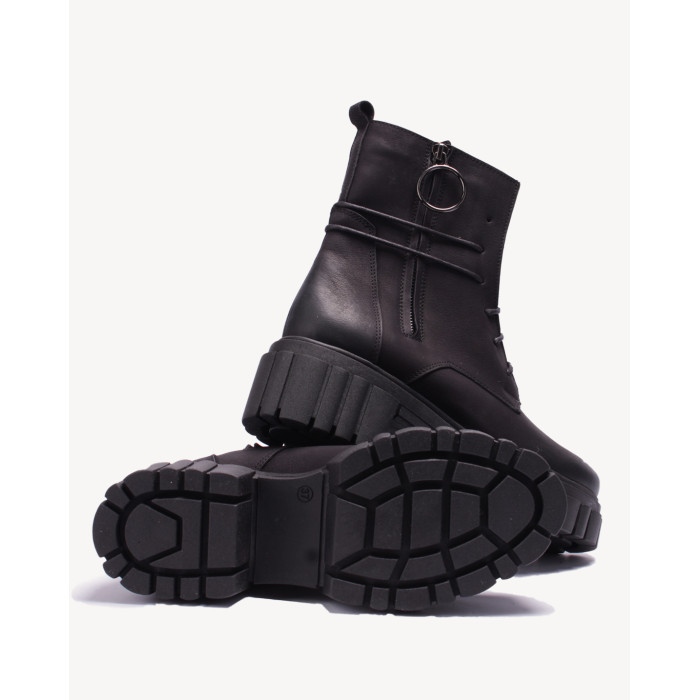 Black velour insulated boots