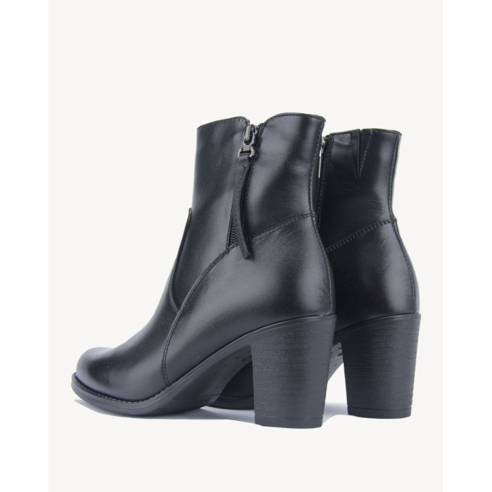 Czarne botki ocieplane skóra lico