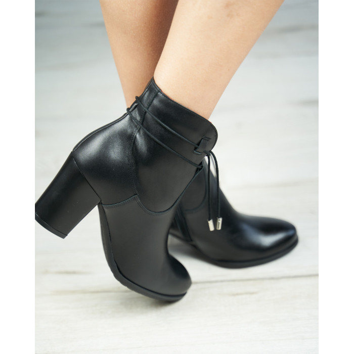 Czarne botki ocieplane skóra lico