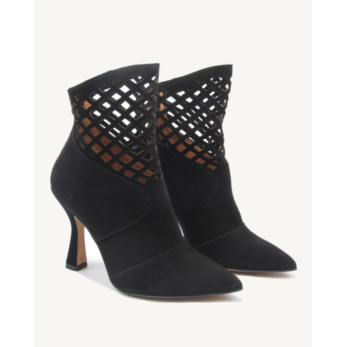 Czarne botki ażurowe welurowe