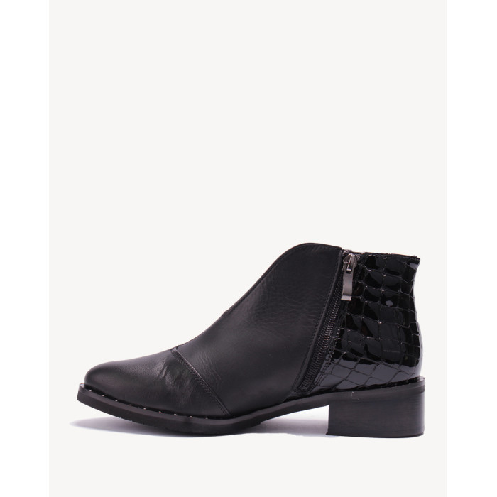Czarne botki na obcasie skóra