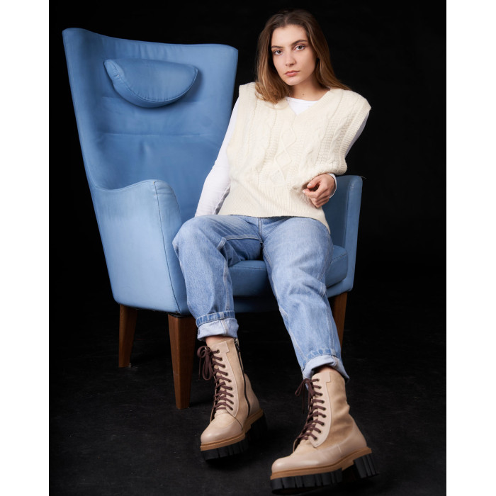 Beżowe botki ocieplane skóra zamszowa