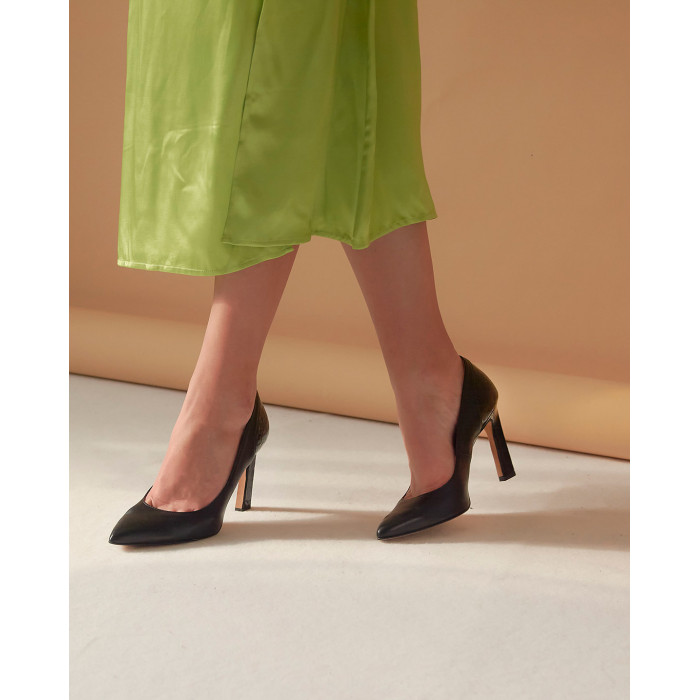 Black stilettos grain leather BOTIMO