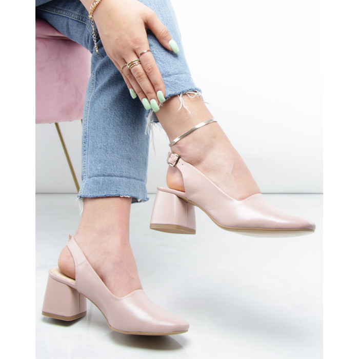 Różowe czółenka z odkrytą piętą na obcasie