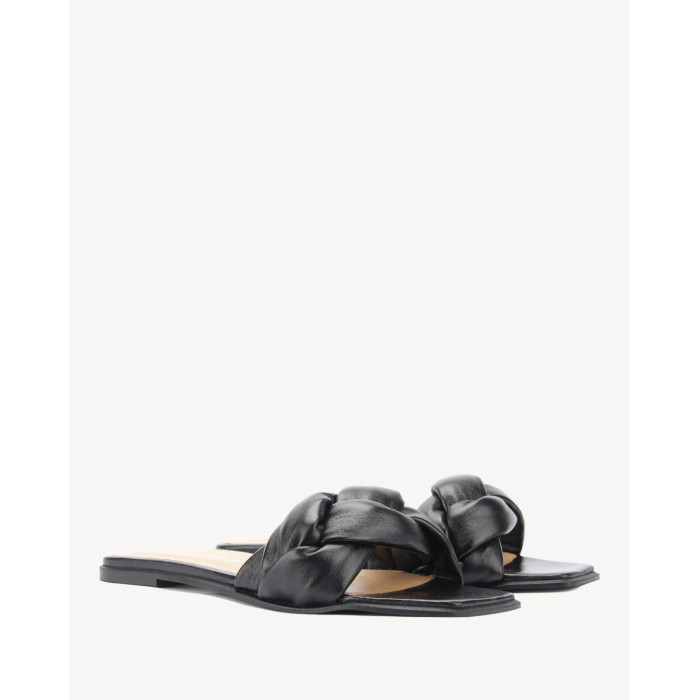 Polish Women's Black Leather Flip Flops