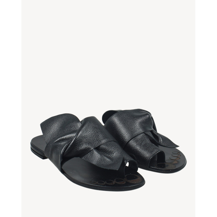 Polish Women's Black Flip Flops natural leather