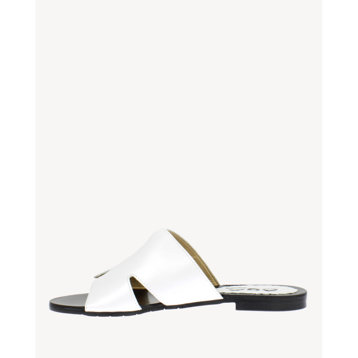 Polskie Damskie Białe Klapki skóra naturalna