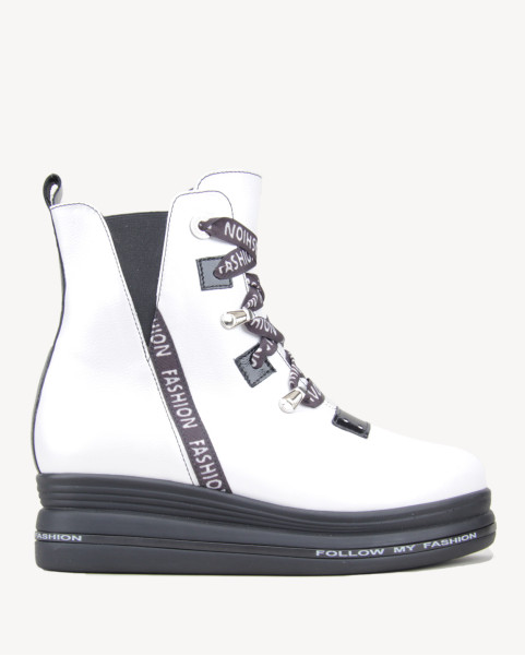 Białe Botki ocieplane...