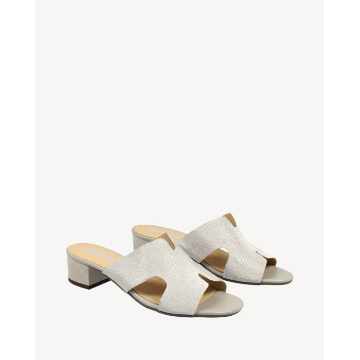 Women's Beige Flip Flops with 3 cm heel leather PL