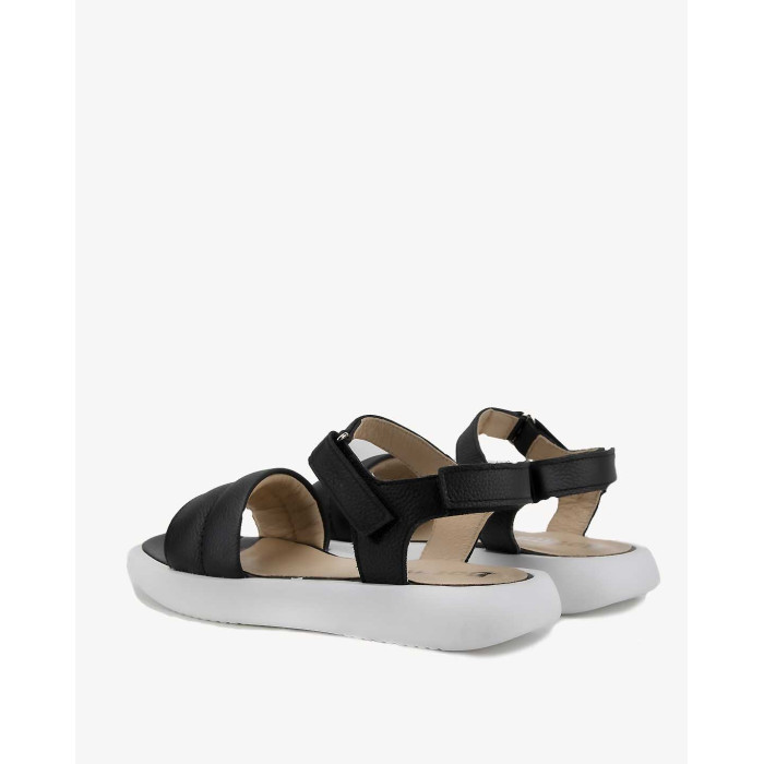 Black full grain leather sandals