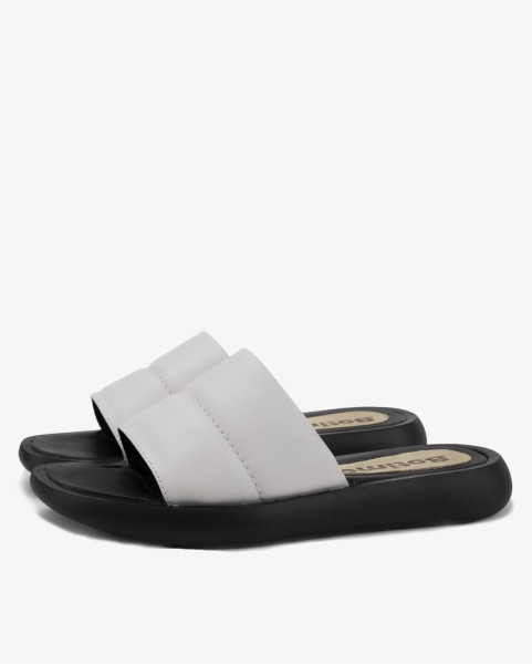 White flip-flops grain leather