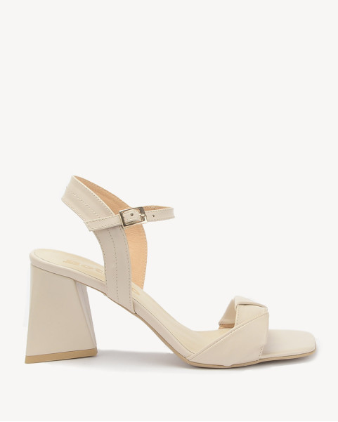 Beige sandals with 8cm heel