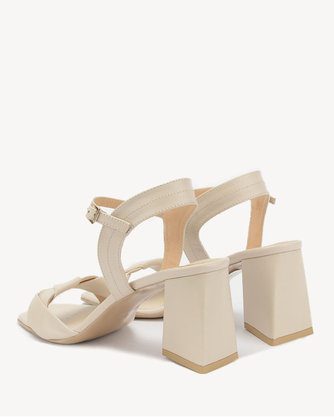 Beige sandals with 8cm heel