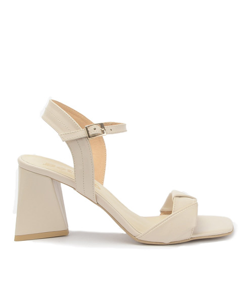 Beige sandals with 8cm heel