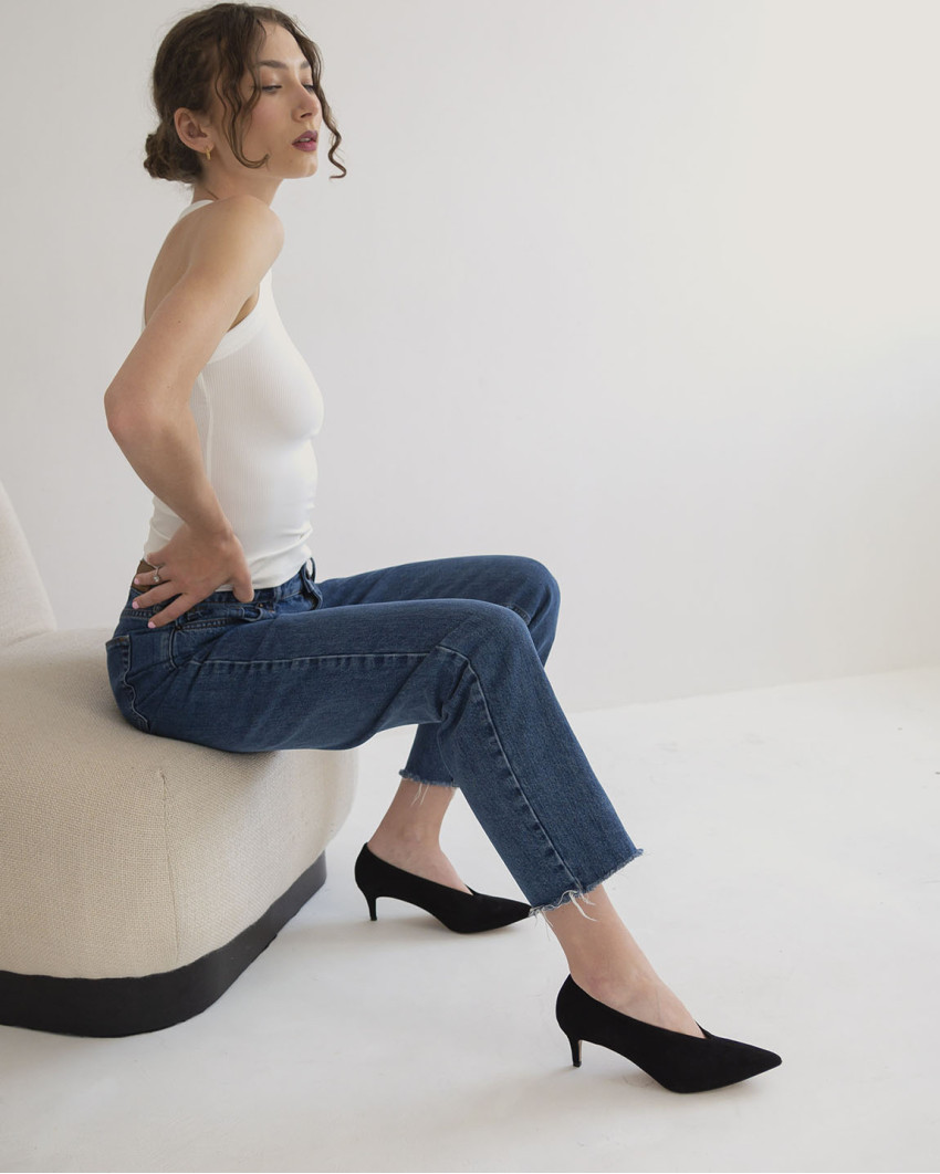 Black stilettos with 7 cm heel