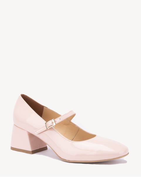 Pink pumps on 4.5 cm heel