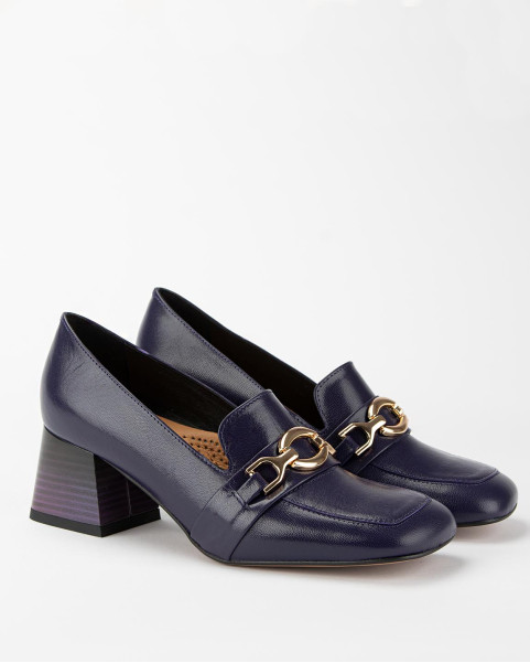 Plum leather pumps with 5.5cm heel