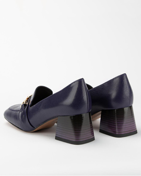 Plum leather pumps with 5.5cm heel