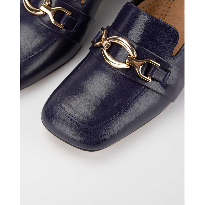 Plum leather pumps with 5.5cm heel