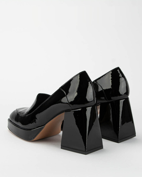 Black leather pumps on 8cm block heel