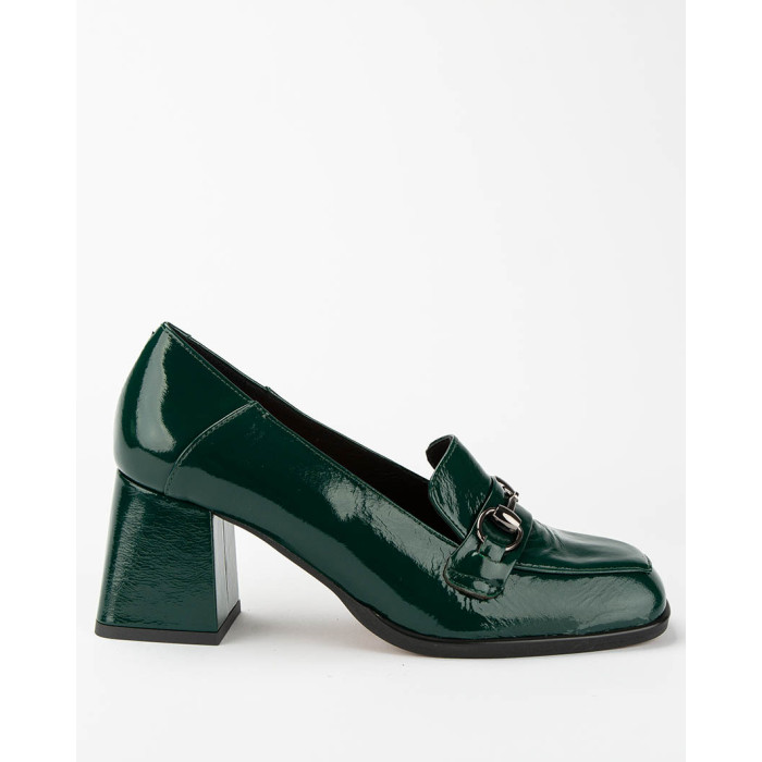Green leather pumps on a 7cm block heel