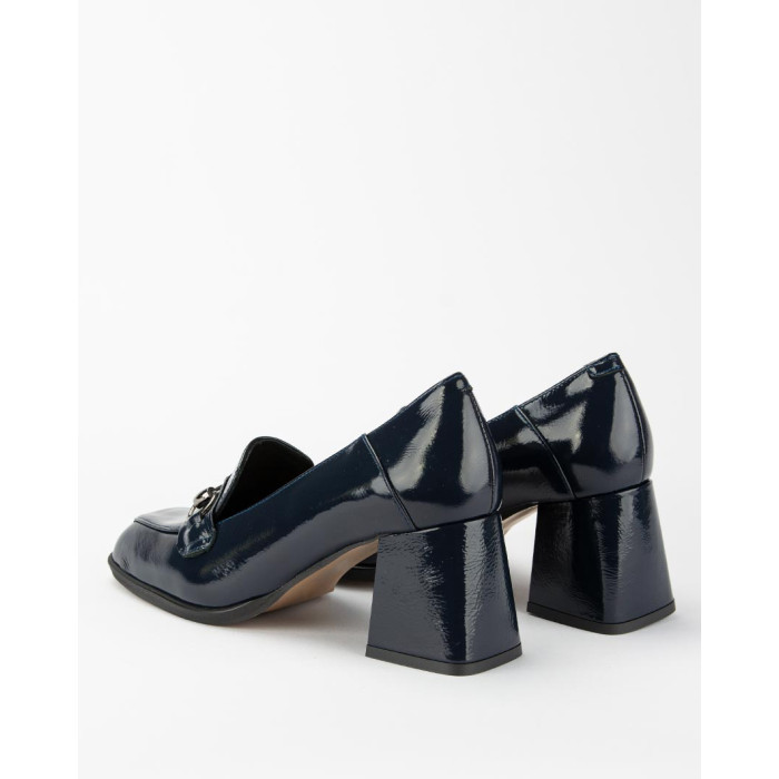 Navy blue leather pumps with 7cm block heel