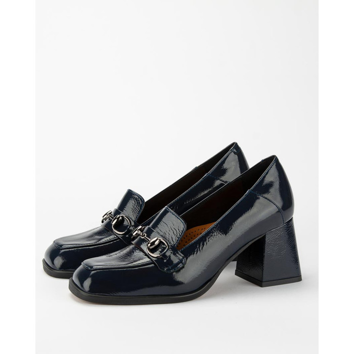 Navy blue leather pumps with 7cm block heel