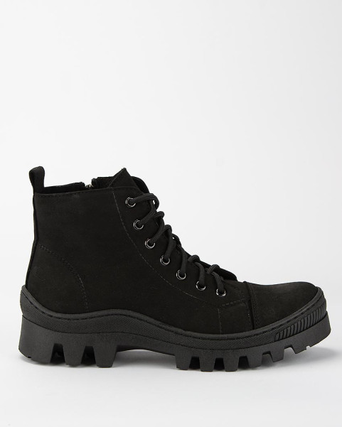 Black nubuck platform boots