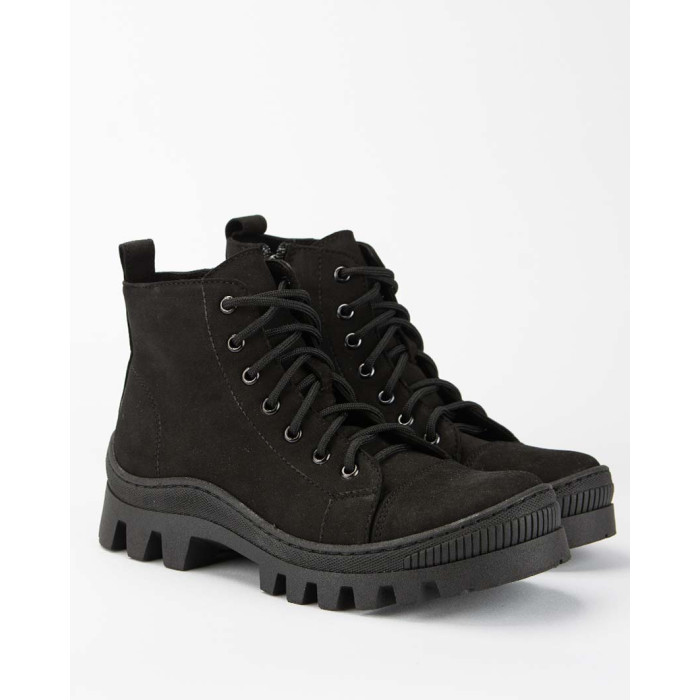 Black nubuck platform boots