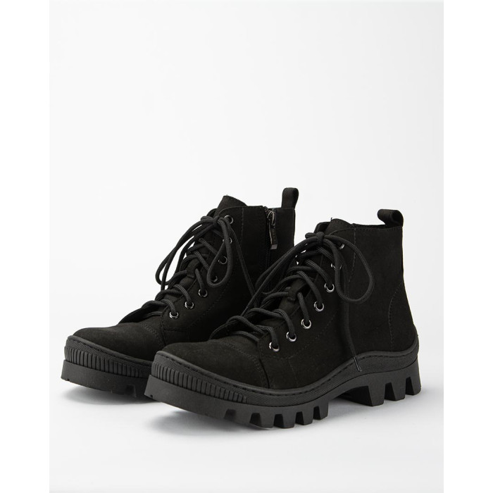 Black nubuck platform boots