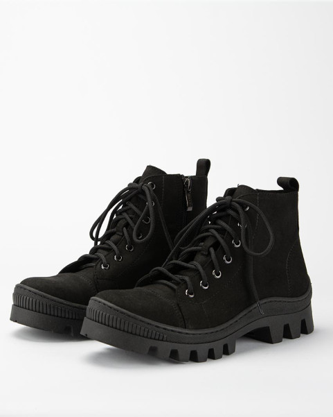 Black nubuck platform boots