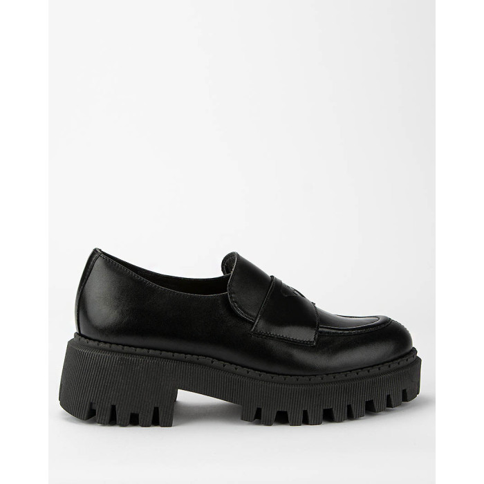 Black leather moccasin with platform BOTIMO