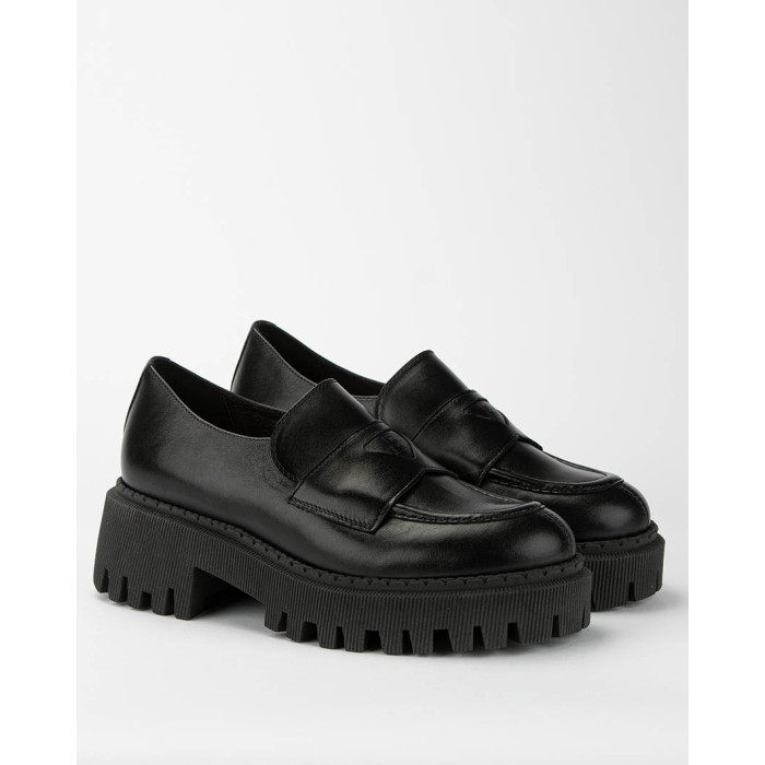 Black leather moccasin with platform BOTIMO