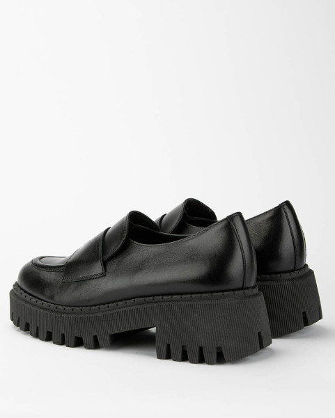 Black leather moccasin with platform BOTIMO