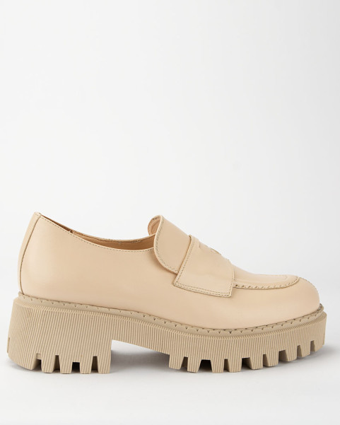 Beige leather moccasin on platform BOTIMO