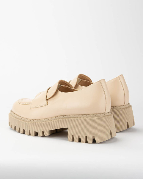 Beige leather moccasin on platform BOTIMO