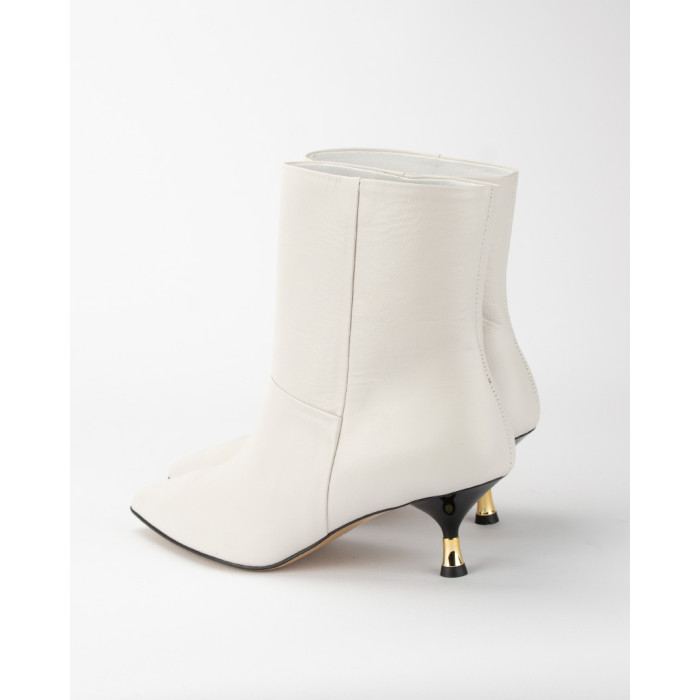 White boots on 4cm heel natural leather BOTIMO