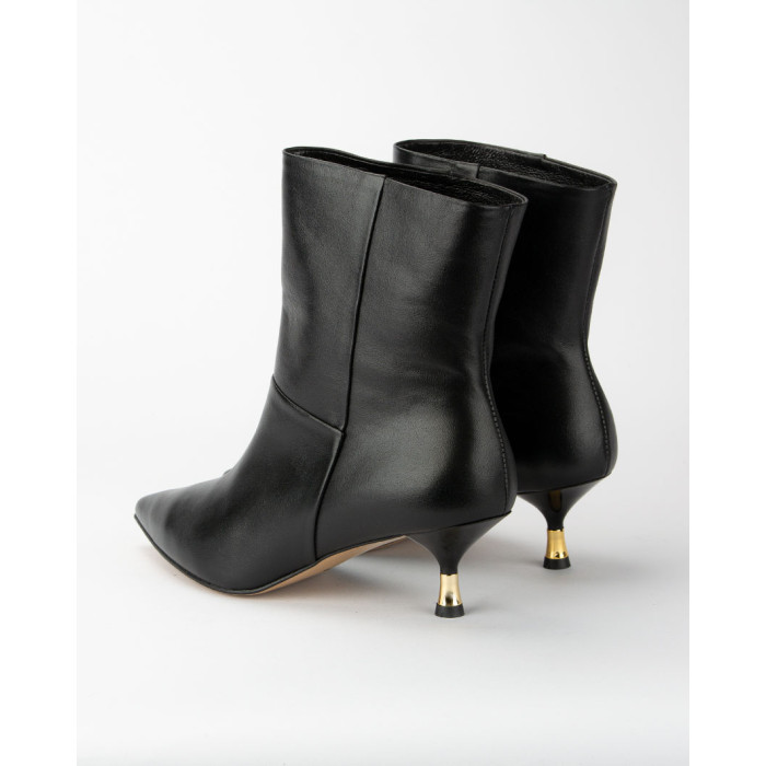 Czarne botki na 4 cm obcasie skóra licowa BOTIMO